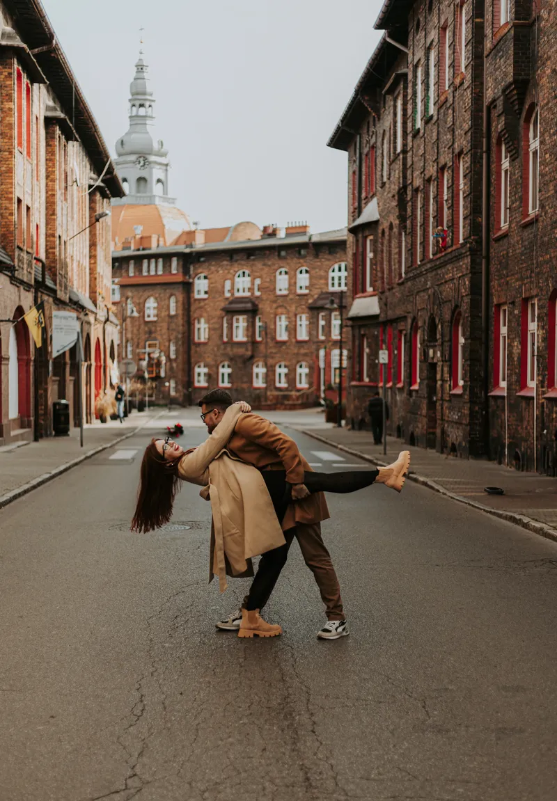Sesja narzeczeńska na Nikiszowcu – Soulmates Foto, fotograf ślubny Śląsk