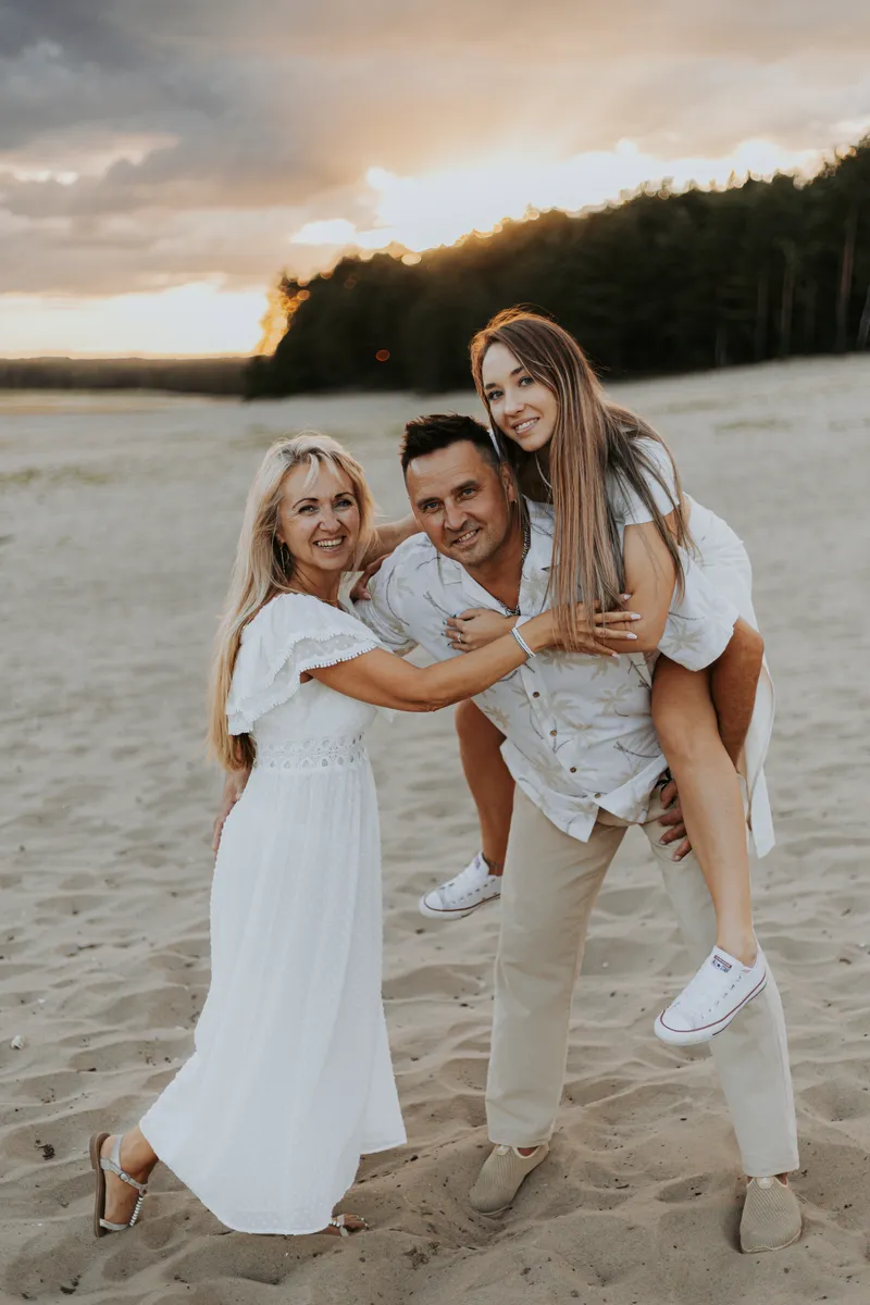 Sesja Rodzinna na Pustyni Błędowskiej – Soulmates Foto, fotograf ślubny Śląsk